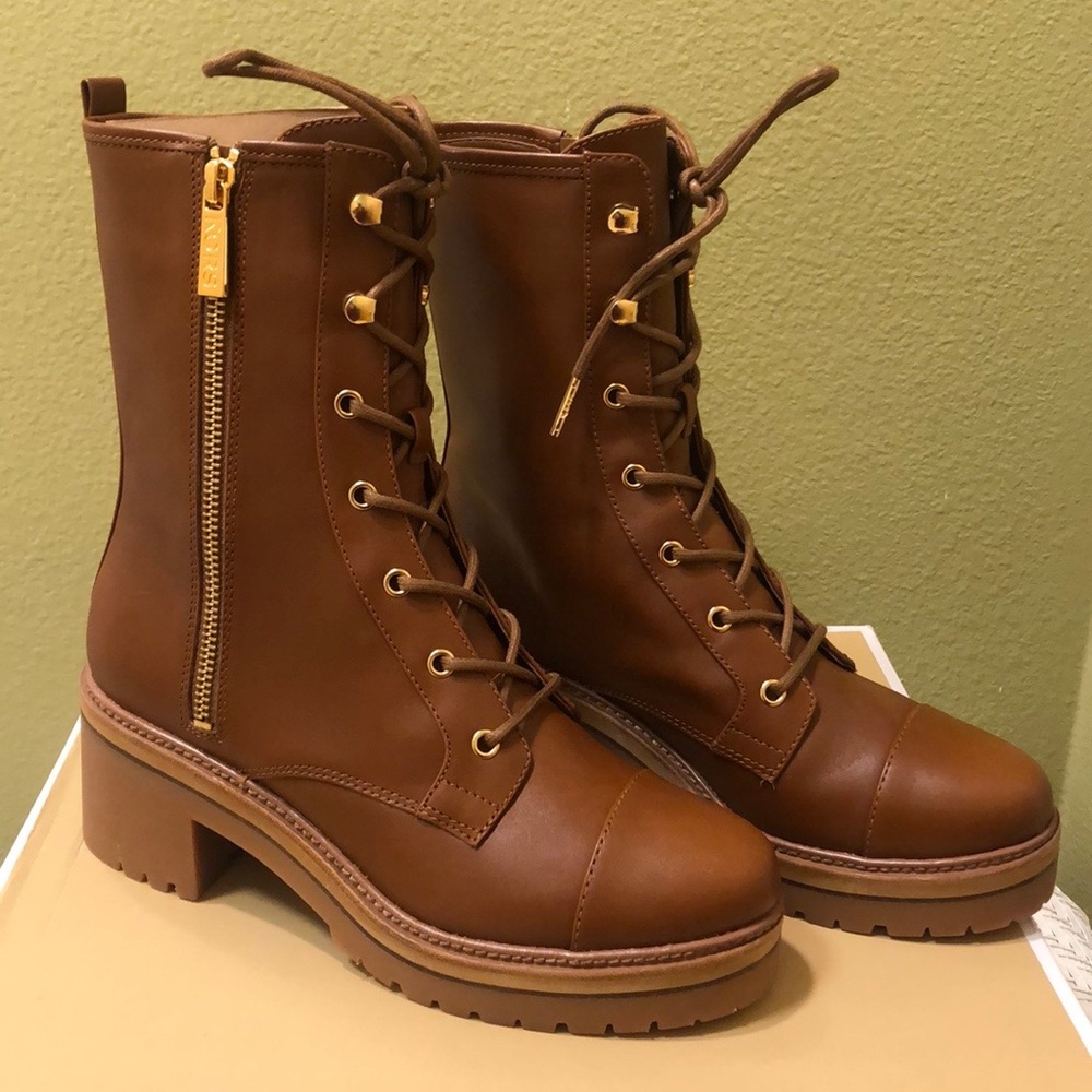 Micheal Kors Anaka  booties